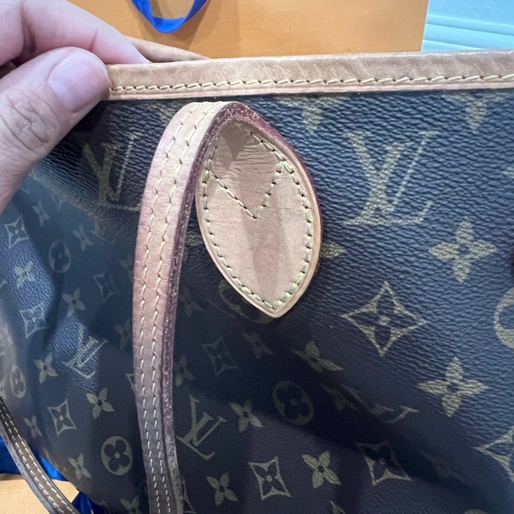 Louis Vuitton MM never full cherry πππ - Picture 6 of 16